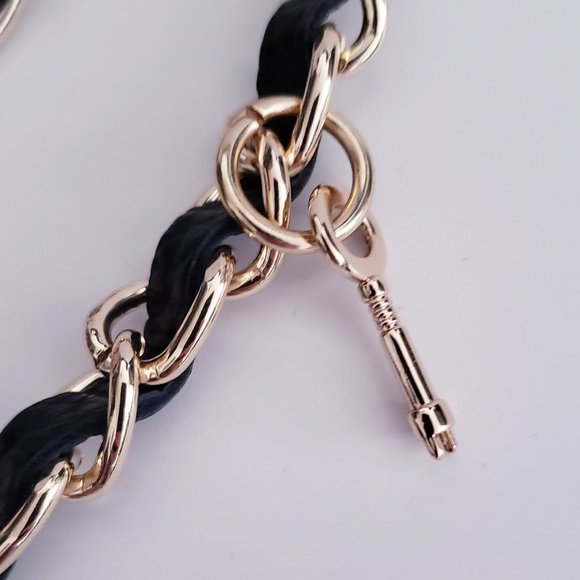 Valentino By Mario Valentino Isabelle Leather Crossbody Bag in Black - Picture 5 of 15